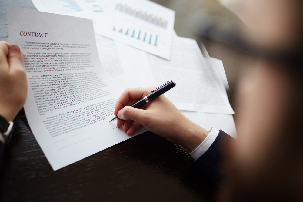 przymusowa umowa o prace projekt wstrzymany